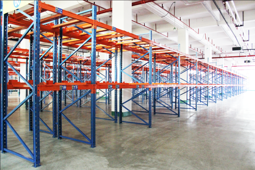 Warehouse Storage Case 5