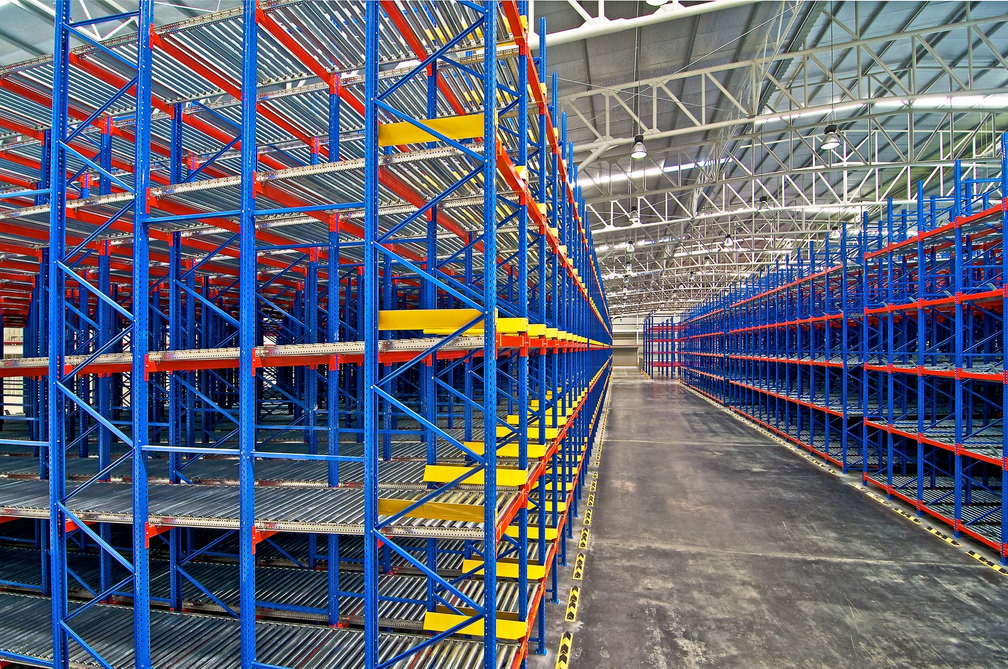 Gravity Pallet Flow Racking warehouse installation
